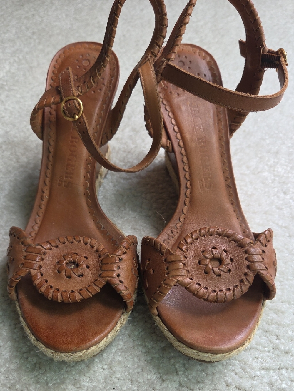 Jack Rogers Clare  Medalion Carmel Brown Leather Wedge Sandals 8 - Picture 7 of 8
